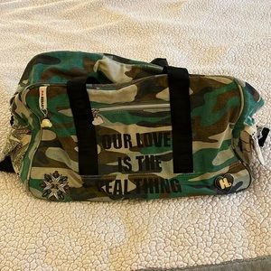 RARE- Harajuku Lovers camouflage duffle bag